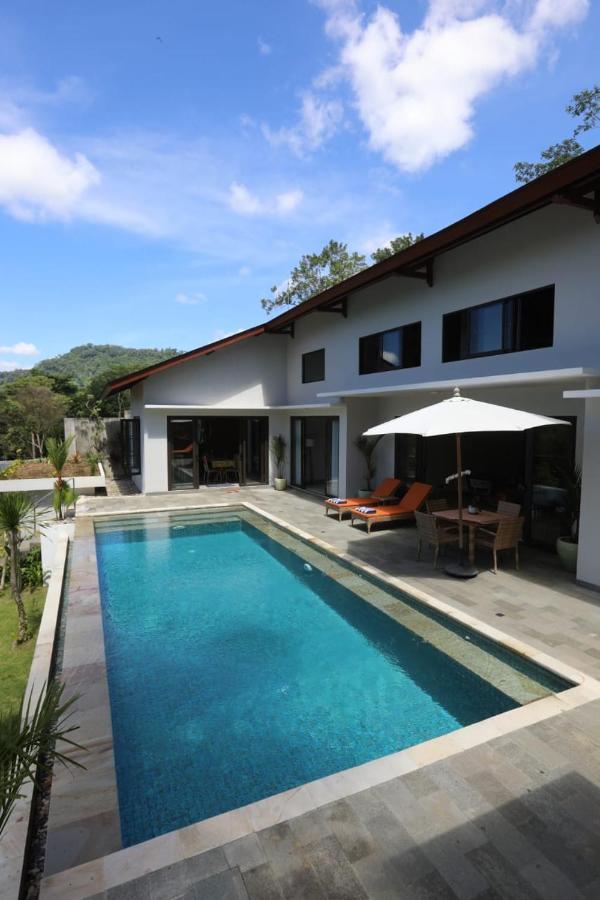 Country house Graha Ayoe *