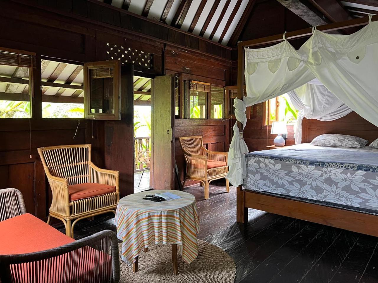 Country house Graha Ayoe